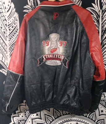 Rare Detroit Red Wings 1997 Stanley Cup Champs Pro Player Leather