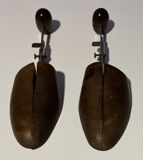 Vintage Shoe Stretchers Set Pair Wood Metal Adjustable Old Estate Primitive
