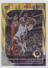 2019 Panini NBA Hoops Premium Stock Gold Flash Prizm 5/10 Kent Bazemore #4 10up