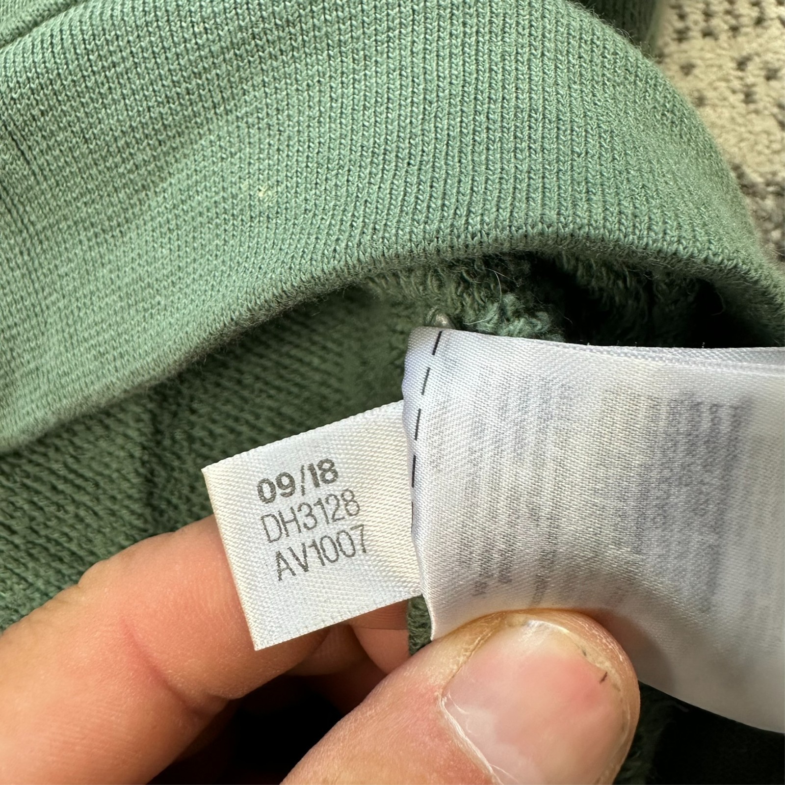 Women's Adidas Originals Sage Green Trefoil Logo Size UK 16 Crewneck Sweatshirt image 6