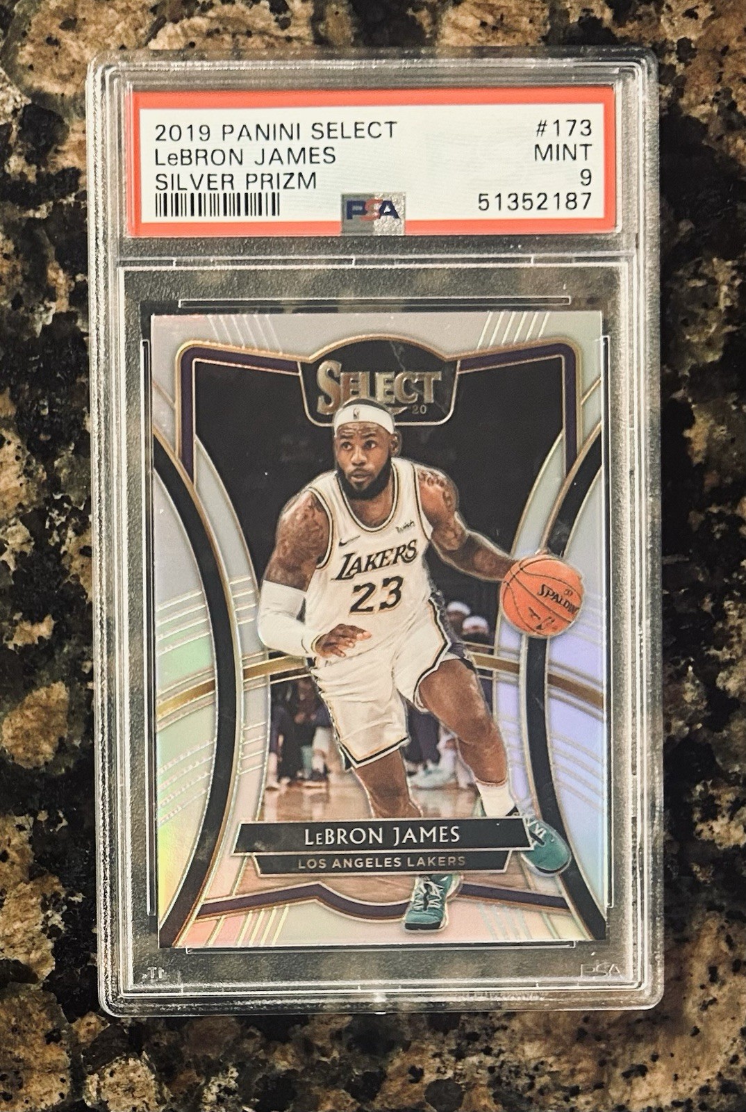 Lebron James 2019 Panini Select Silver Prizm #173 PSA 9 Premier Level