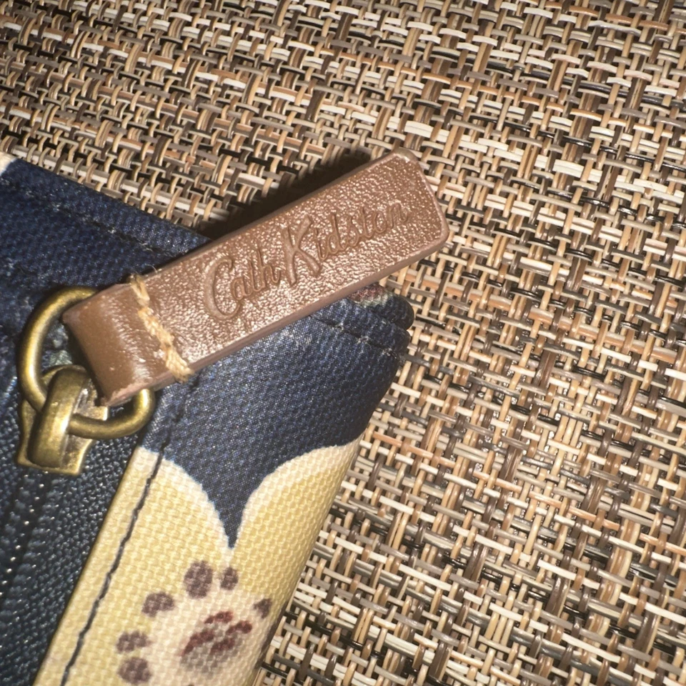 "Cartera de bolsillo plegable a presión floral azul rosa Cath Kidston 6""X 4"" rara" Foto 3 de 4