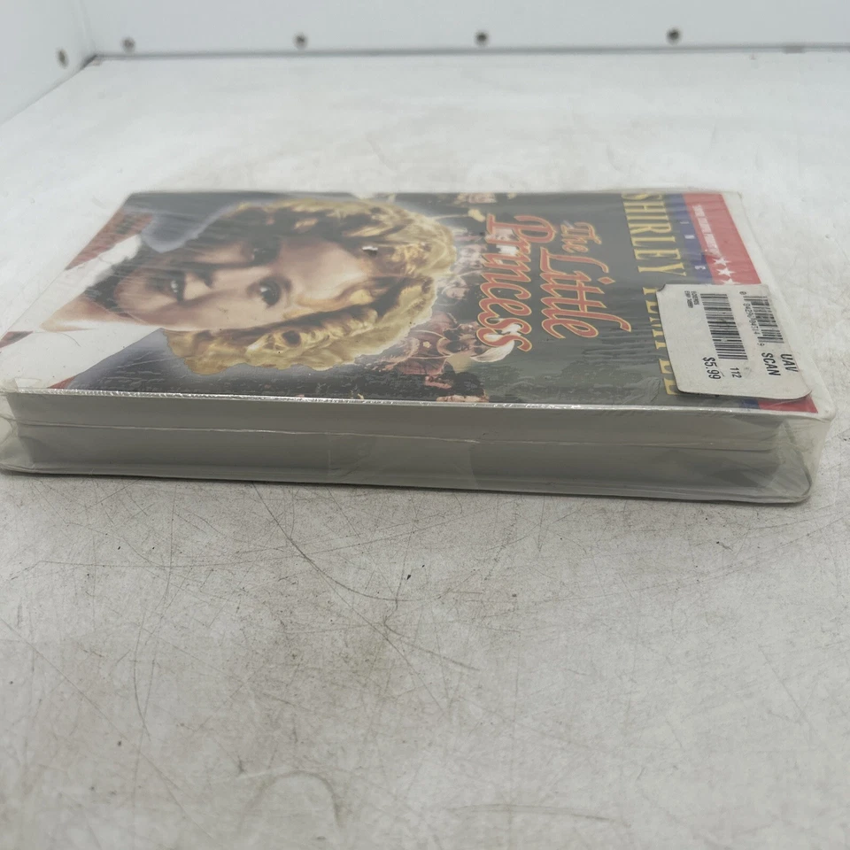 The LIttle Princess (VHS, 1994) Clamshell NEW SEALED Shirley Temple Cesar Romero - Image 3 of 4