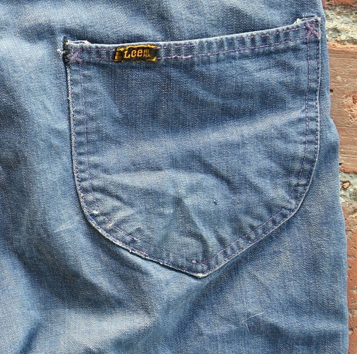 Vintage 1970s LEE Bootcut WORK JEANS 32 x 28 - Indigo Blue