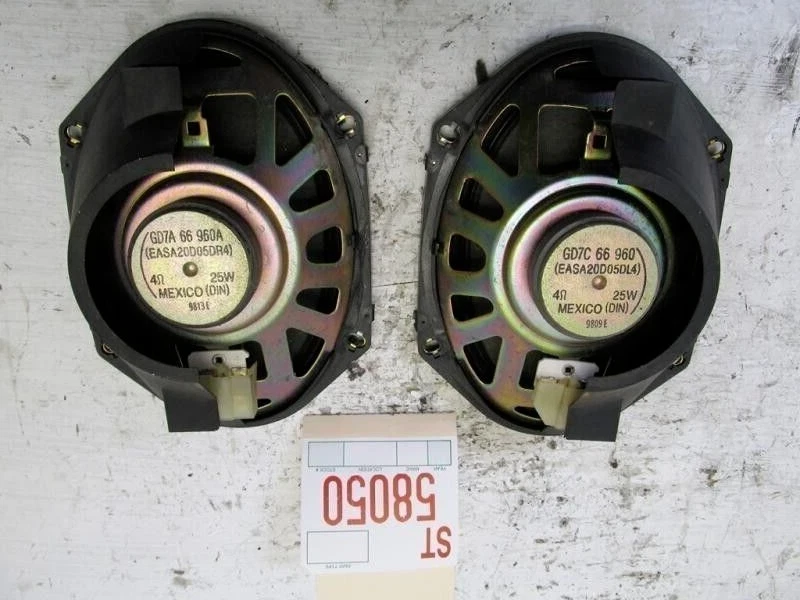 门扬声器 626 1998 2002 马自达司机乘客侧前音频收音机立体声 — 第 3/4 张图片