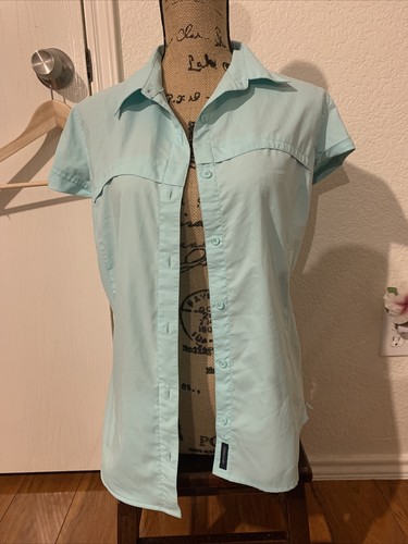 magellan outdoors fish gear womens top medium semi fitted light blue moisture wi