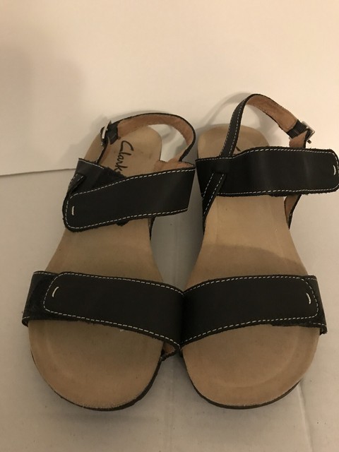 clarks sandals with ankle strap