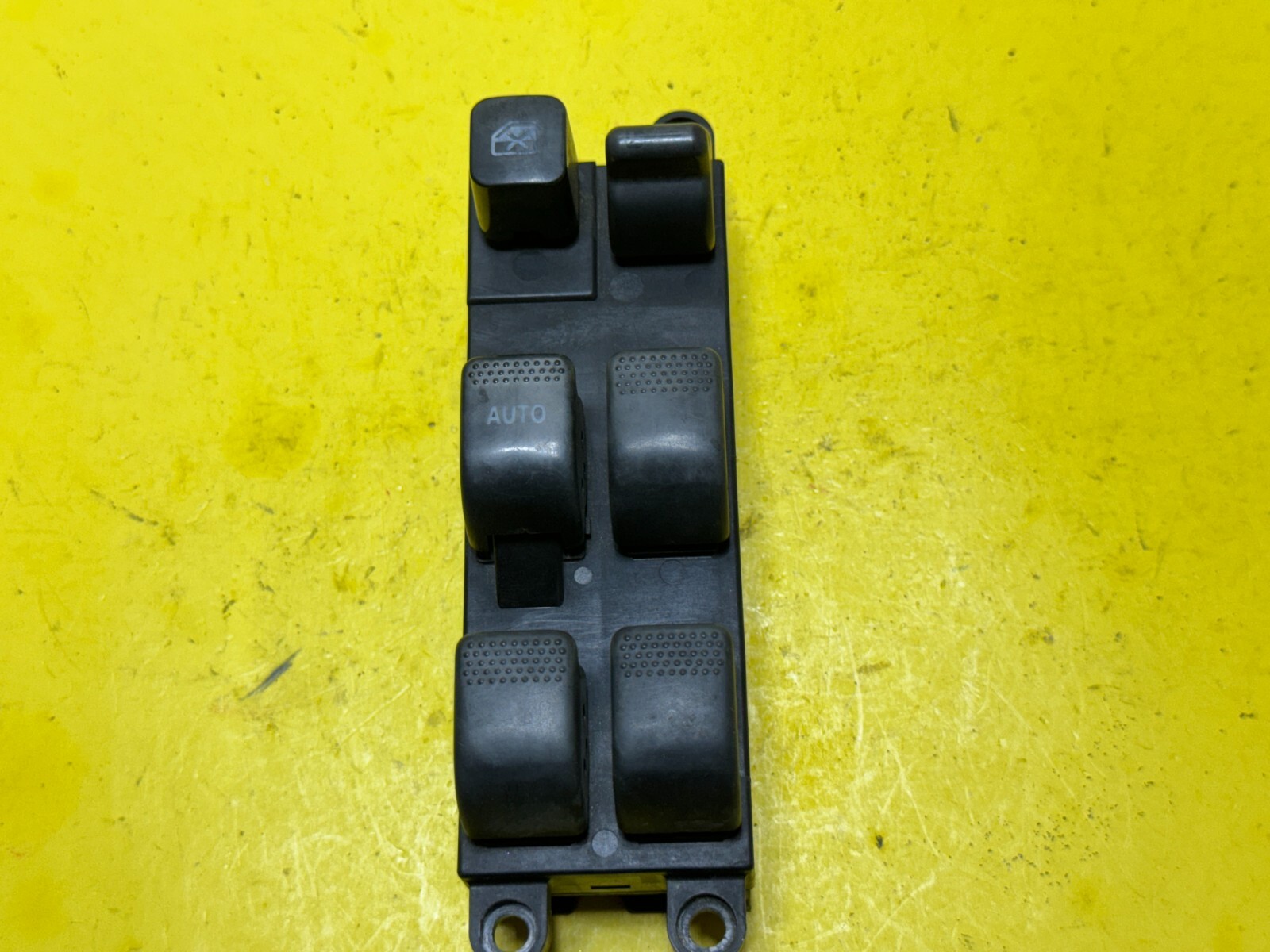 2000-2004 SUBARU OUTBACK LEGACY MASTER POWER WINDOW MIRROR CONTROL SWITCH OEM