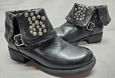 BareTraps Hartman Womens Size 6.5 Ankle Boots Leather Biker Black Studded