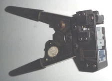 Amp 231652 Ratcheting Modular Plug Crimping Wire Cutting Stripper Combo Tool