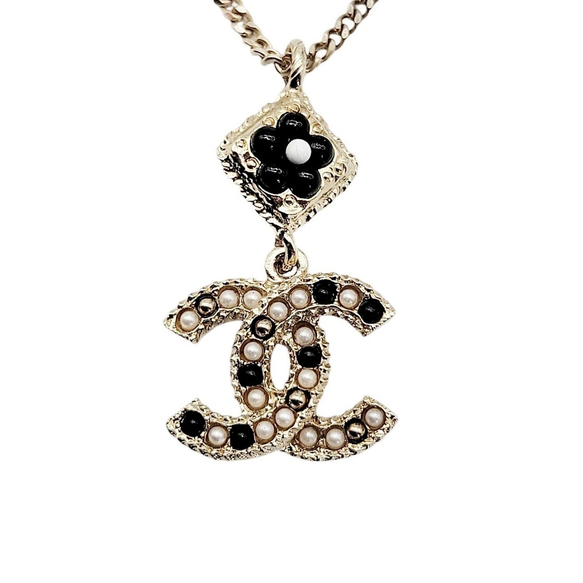 Chanel CC Logo With Flower Black Bead Faux Pearl Necklace | eBay