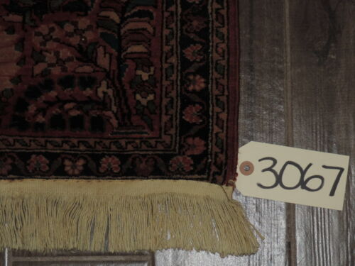 23" x 30" Vintage Handmade Sarouk Wool Rug - Picture 3 of 9