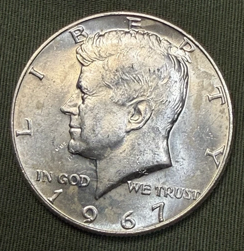 USA - John F. Kennedy Silver Half Dollar JFK 1967-P BU- FREE SHIP!