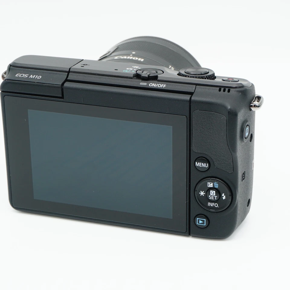 "Near Mint" Canon EOS M10 Black with 15-45mm F3.5-6.3 Lens Kit #08014 - Image 4 of 4