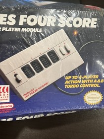 NINTENDO NES FOUR SCORE FOUR PLAYER MODULE ACCESSORY **BRAND NEW** Damaged Box