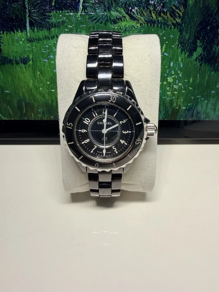 Женские кварцевые часы Chanel J12 33 мм с датой черный циферблат керамика - Изображение 4 из 4