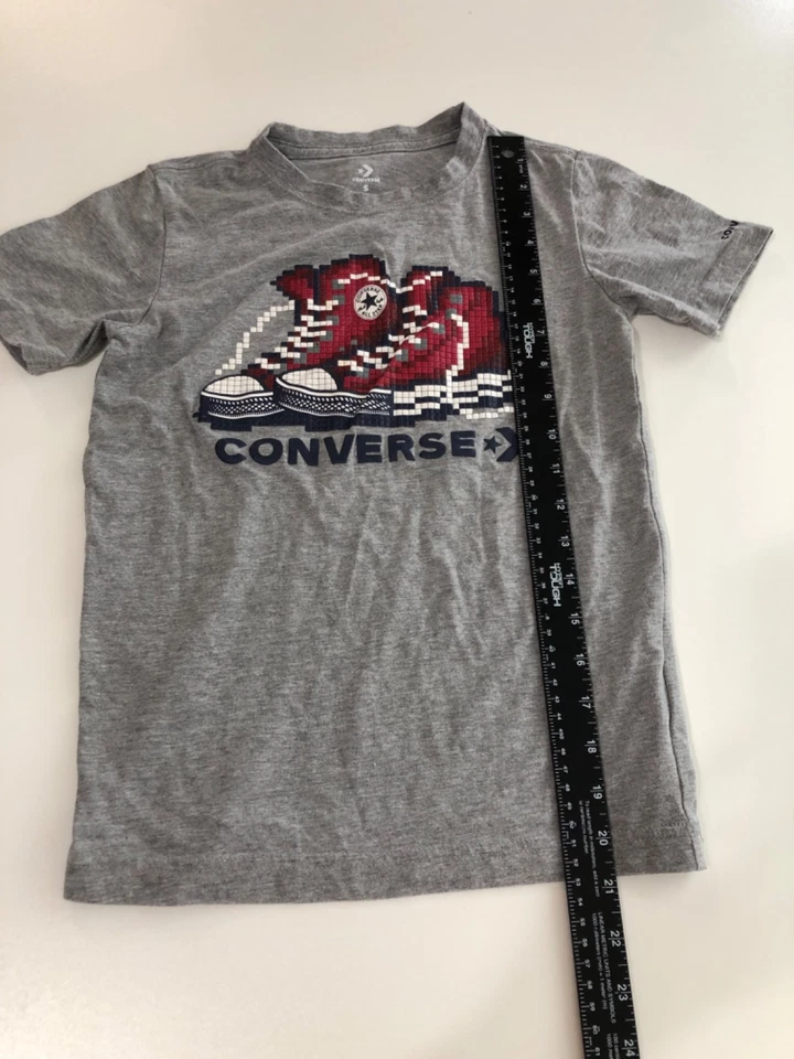 Converse Boys Gray With Red Sneakers Graphic Boys Size Small 8-10 YRS - Image 4 of 4