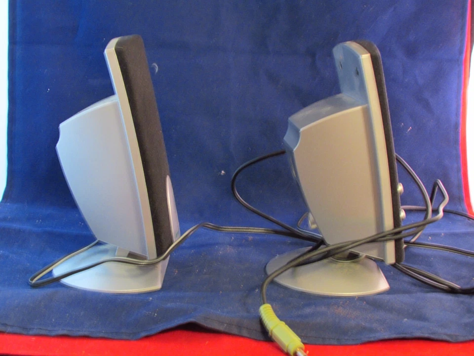 Altavoces de ordenador E Machines con fuente de alimentación de CA Foto 4 de 4