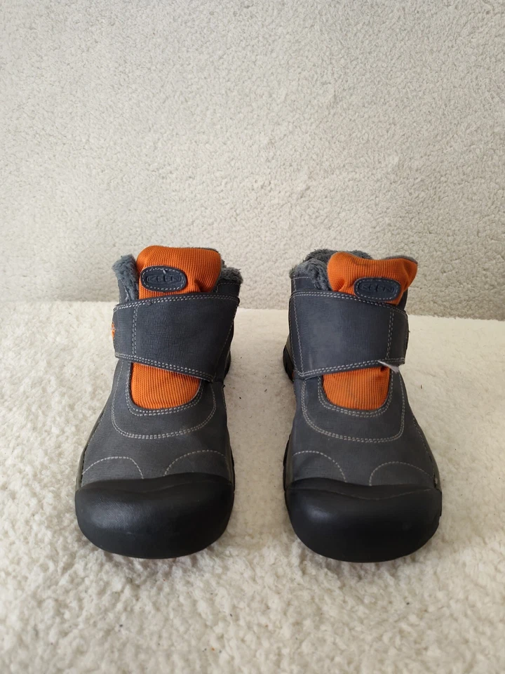 Keen Kootenay Niñas Botas 6 Gris Informal Cómodo Tobillo Sherpa Forrado Invierno Botín Foto 2 de 4
