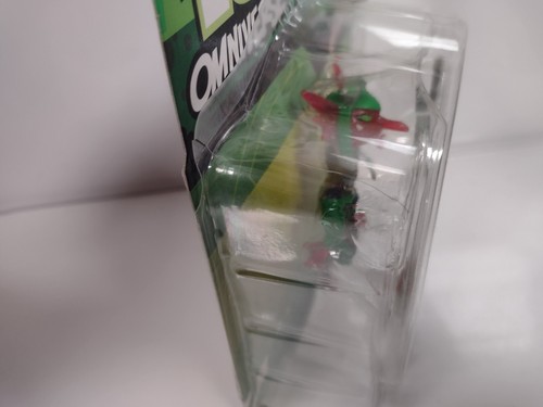 Ben 10 Omniverse Juryrigg Omni-Plasm Action Figure - Picture 3 of 4