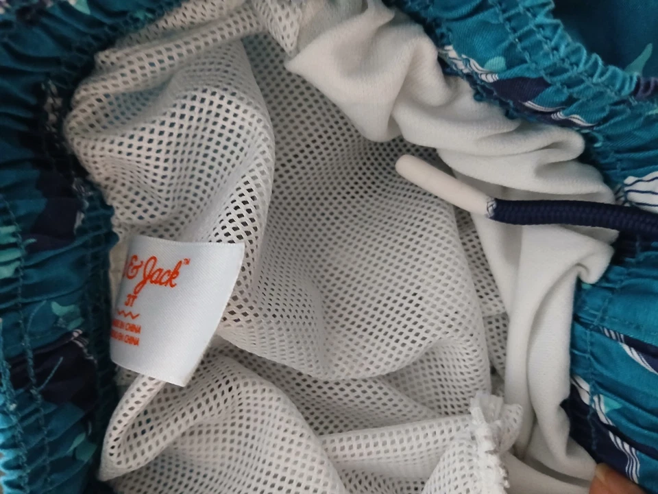  Cat & Jack Multicolor Toddler Boys Whale Graphic Swim Trunks Size: 3T - Image 4 of 4