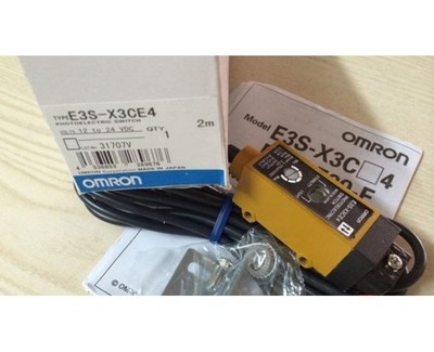 E3S-X3CE4 E3SX3CE4   Photoelectric Switch New in box free ship #ks