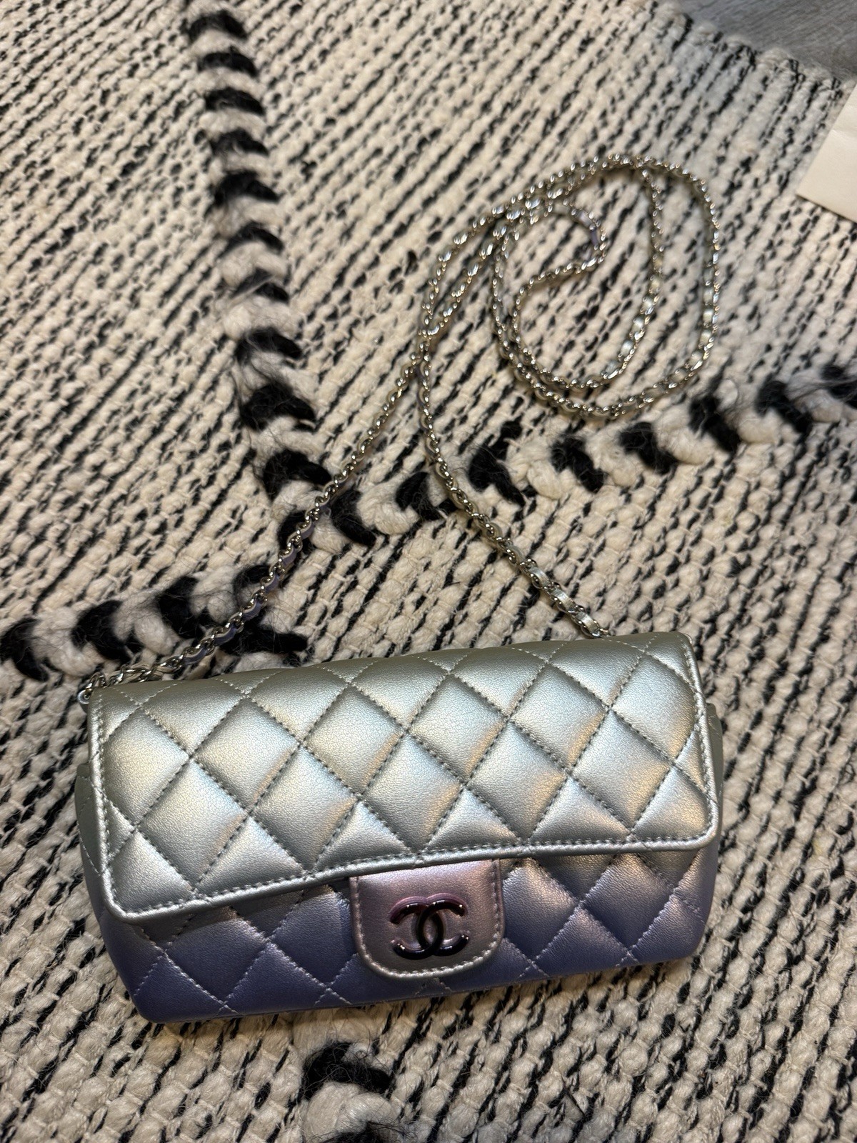 Chanel Iridescent Ombre Leather Rectangular Cross… - image 3