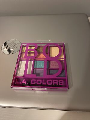 L.A. Colors Block 10 Color Eyeshadow Palette - Bold New Sealed