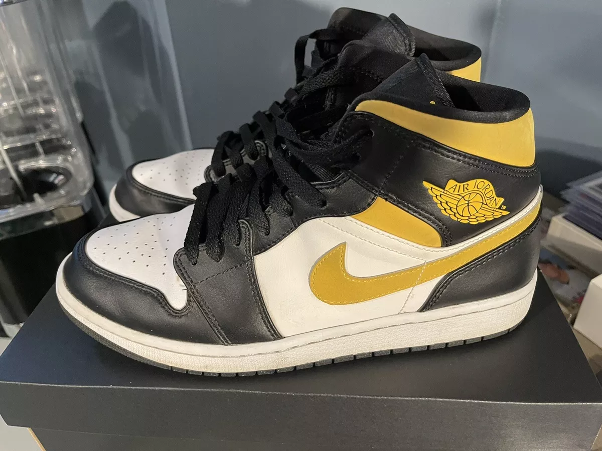 Nike Air Jordan 1 Size 10.5 Retro Mid White Pollen Black 554724-177 LOW USE