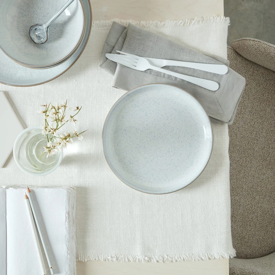 Denby - Juego de 4 platos medianos moteados blancos - blancos, patrón neutro, Foto 4 de 4