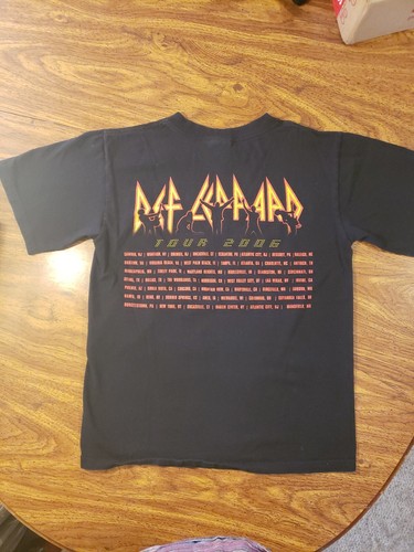 Def Leppard 2006 Yeah concert T-shirt men's Small Rock/Band - Picture 3 of 9