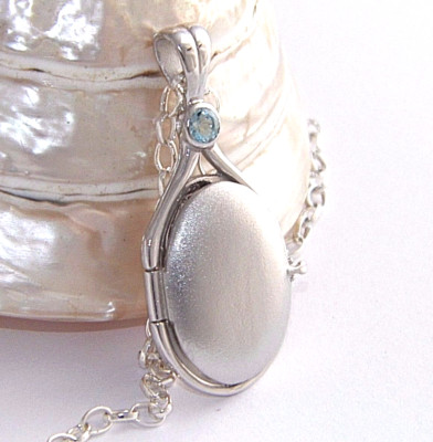 925 Sterling Silver 4 mm NaturalSkyBlue Topaz Locket H2O Just Add Water Mermaids