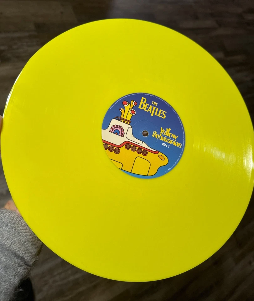 The Beatles – Yellow Submarine Songtrack (1999 UK) Yellow Vinyl LP – NM – Rare – - Image 2 of 4