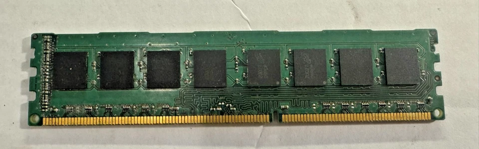 8GB PC3-12800u DDR3-1600MHz 2Rx8 Non-ECC Micron MT16JTF1G64AZ-1G6D1 - Image 3 of 3