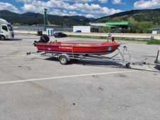 Feuerwehrboot mit Mercury Außenborder 50 PS