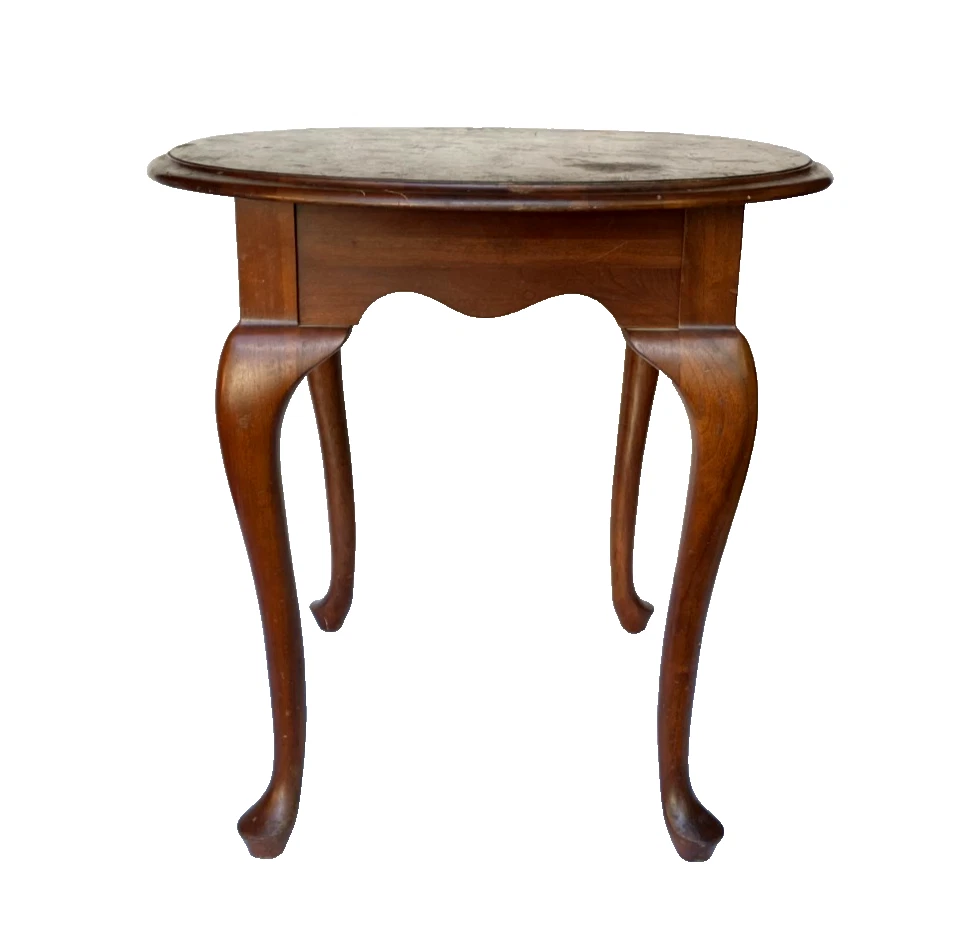 Mesa auxiliar vintage Ethan Allen de madera de cerezo estilo reina Ana patas ovalada Foto 4 de 4