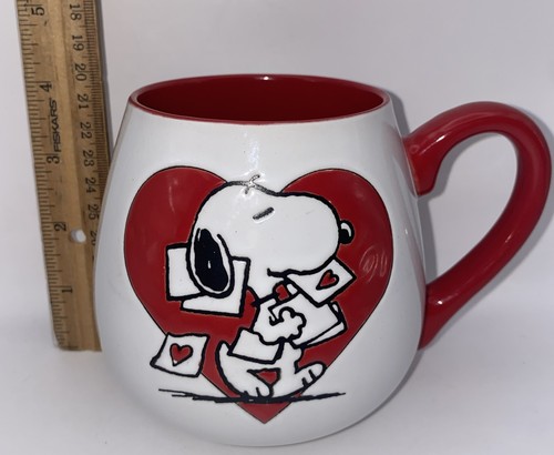 Snoopy Gibson Homewares Peanuts Ceramic Coffee Mug Cup Valentine’s Love Gift EUC - Picture 6 of 7