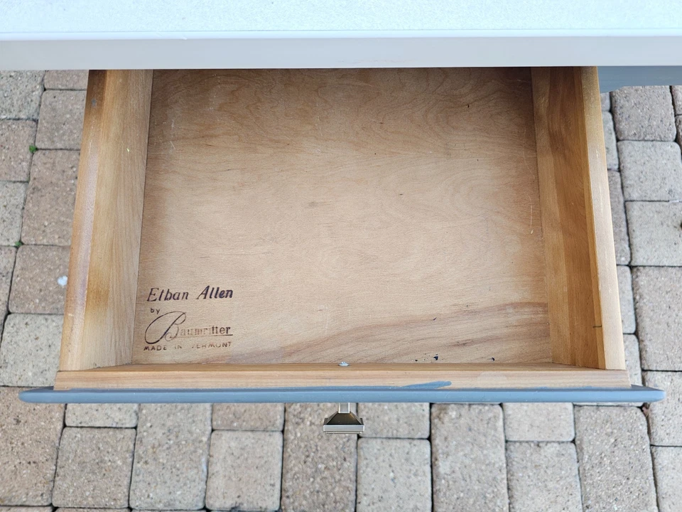 ¡Personalizado! Azul con NUEVO escritorio de computadora ETHAN ALLEN tallado en Estados Unidos alrededor de 1970 Foto 4 de 4