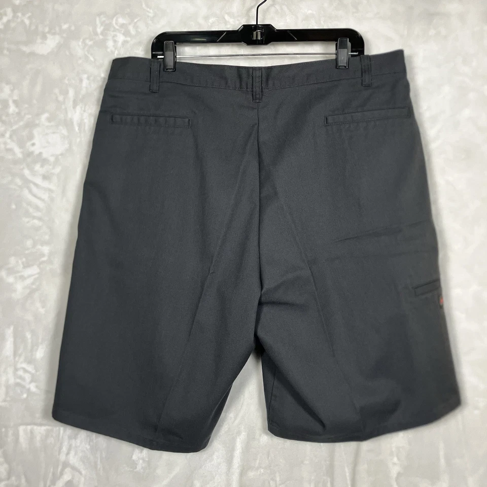 Pantalones Cortos de Trabajo Uniforme Dickies 2 Pr Talla 40 Multi Bolsillo Calce Suelto Gris/Beige Usados en Excelente Condición Foto 3 de 4