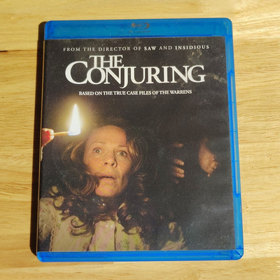 The Conjuring Blu-ray/DVD 2-Disc Set w/ Blu-ray Case
