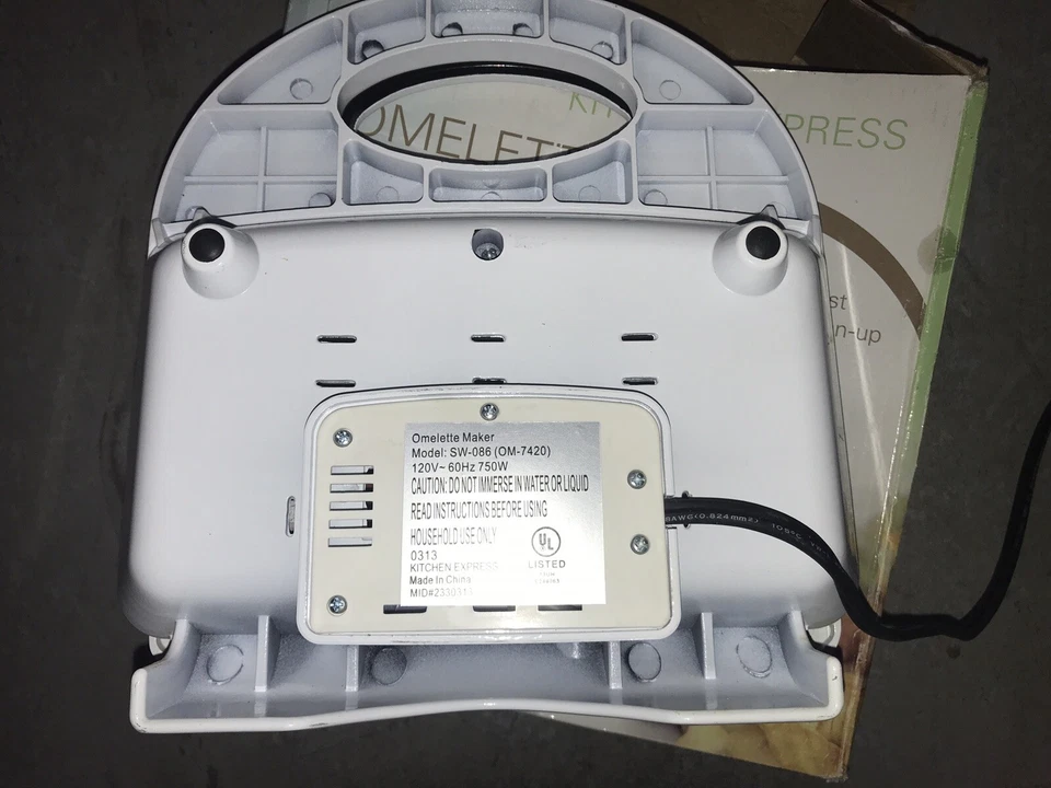 Kitchen Express Omelette Maker (Model# SW-086) Used One Time - Image 3 of 3