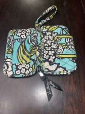 Vera Bradley Island Blooms All In One Wristlet Teal Lime White Black 6" x 3.5"