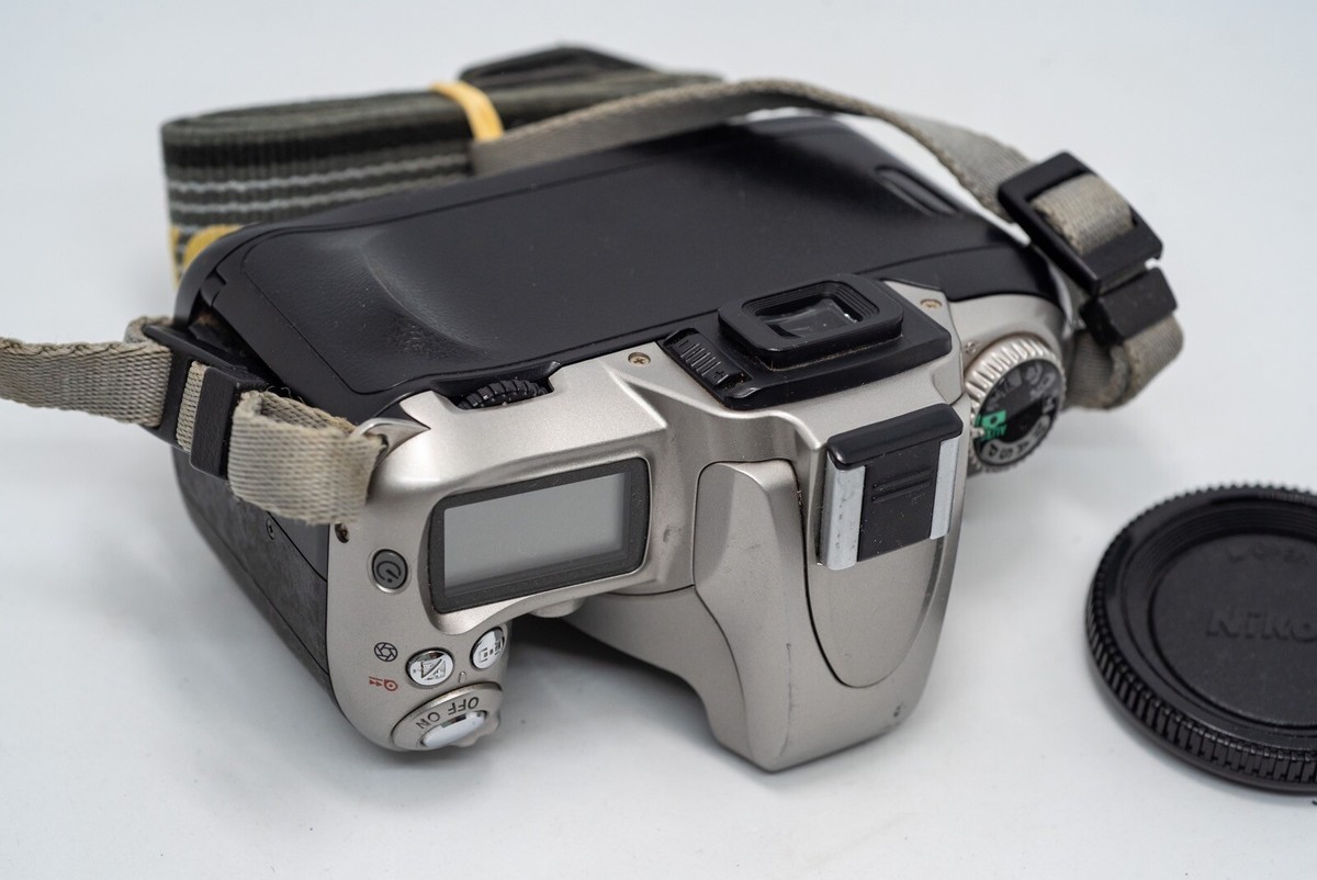 Appareil Photo Reflex Argentique Nikon N55 / F55 35mm Avec Bouchon, Sangle Et Notice - Occasion