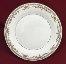 Royal Doulton Repton 10 5/8" Dinner Plate- England