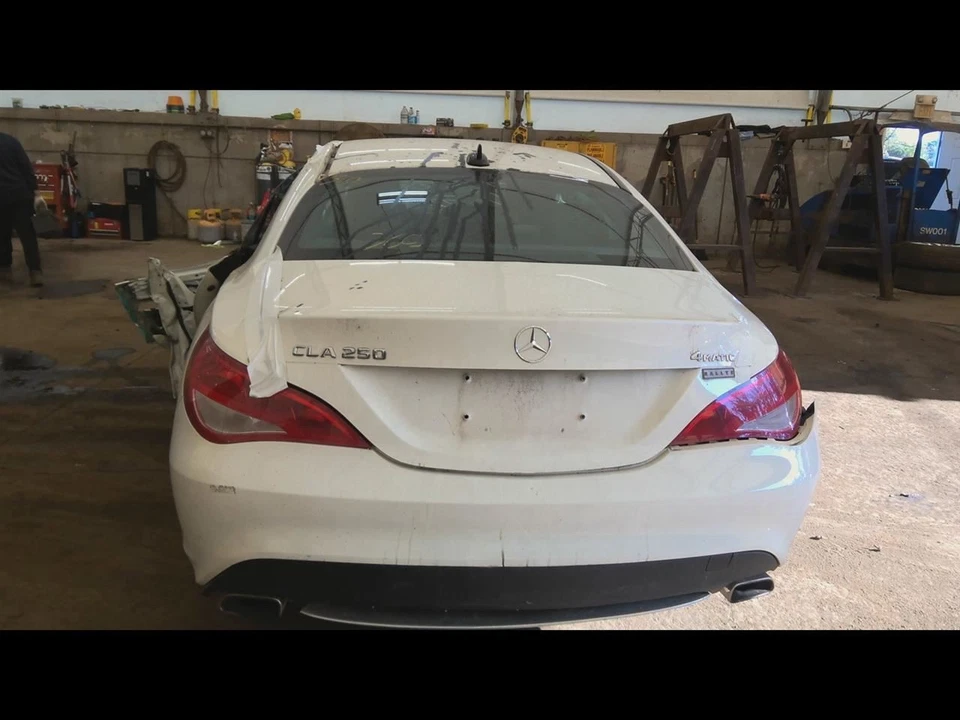 (LOCAL PICKUP ONLY) Passenger Right Fender 117 Type Fits 14-19 MERCEDES CLA-CLAS — 第 4/4 张图片