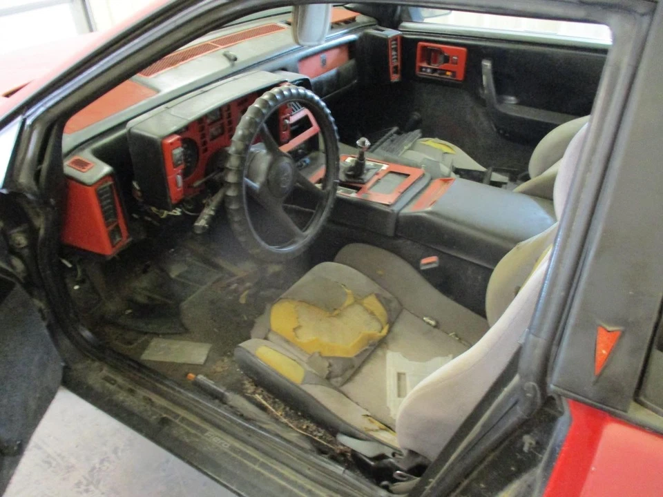 Used Center Console fits: 1985 Pontiac Fiero Grade A - Изображение 3 из 4