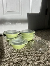 Pyrex Vintage Lime Green Individual Casserole Dish with Lid 8oz