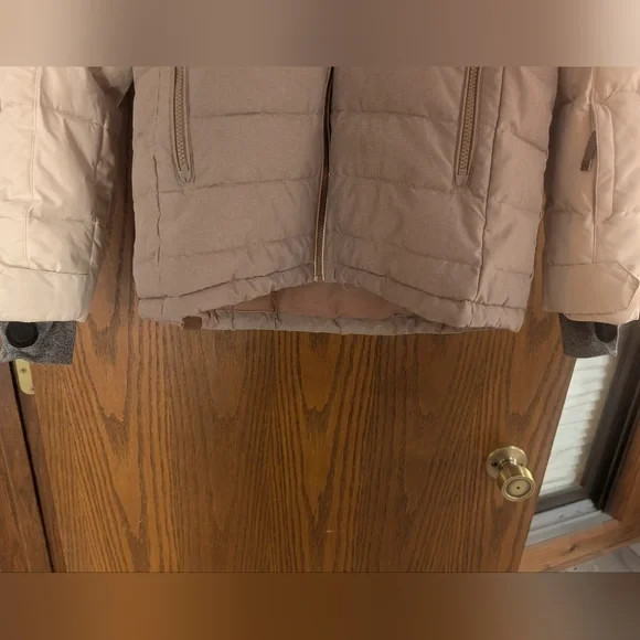 Roxy White and Gray Ski Jacket Size Medium - image 4