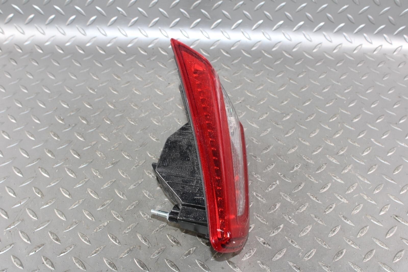 14-20 GHIBLI Passenger RH R Taillamp Taillight Brake Lamp Light Lens OEM Factory