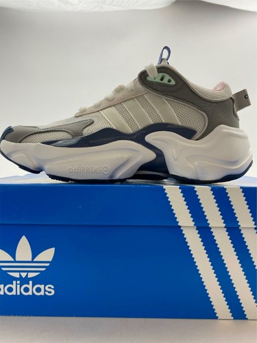 ee5045 adidas
